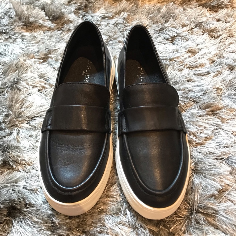 J/Slides Slip on leather Sneakers